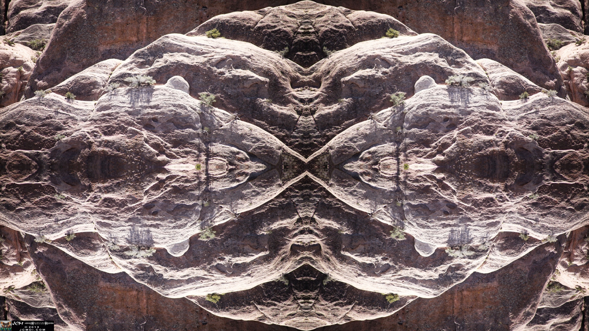 Quadroscopic image filmed at Devil's Punchbowl county park